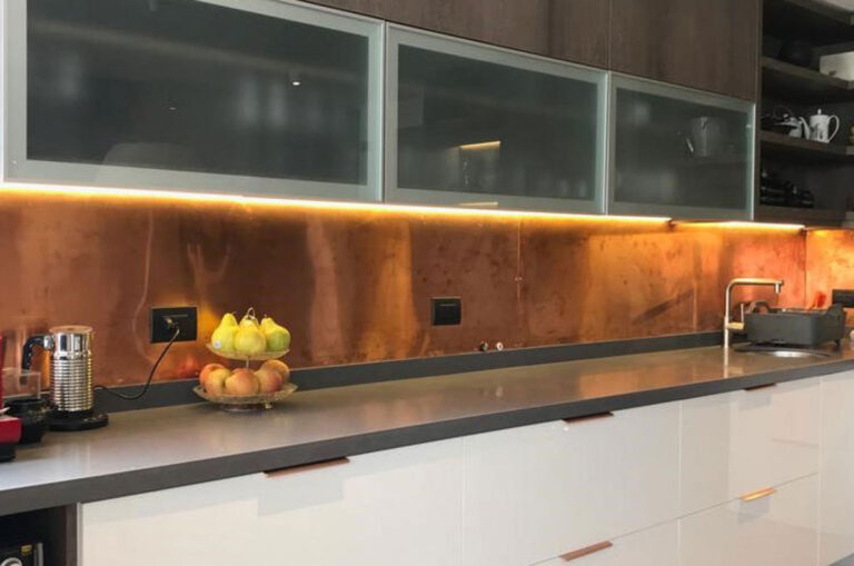 Cocina Casa Paine - Rojo y Negro - Muebles de cocina y baño a la medida